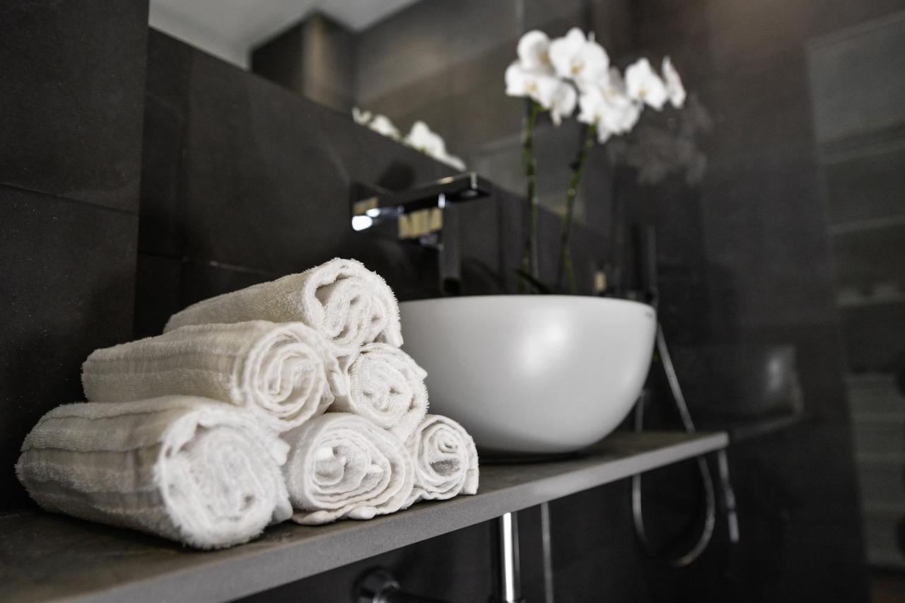 Hotel La Rosa กัตตอลิกา ภายนอก รูปภาพ
