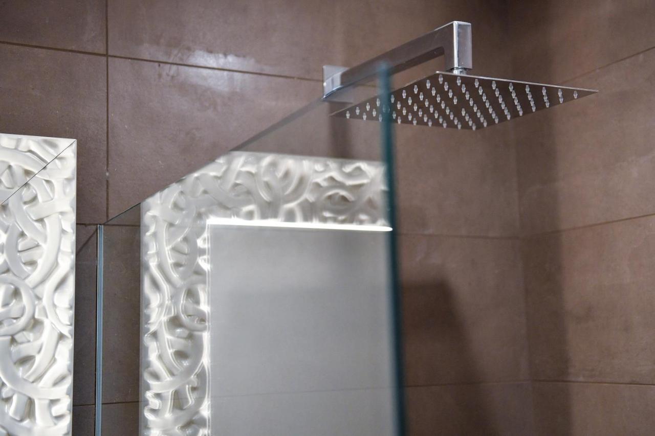 Hotel La Rosa กัตตอลิกา ภายนอก รูปภาพ