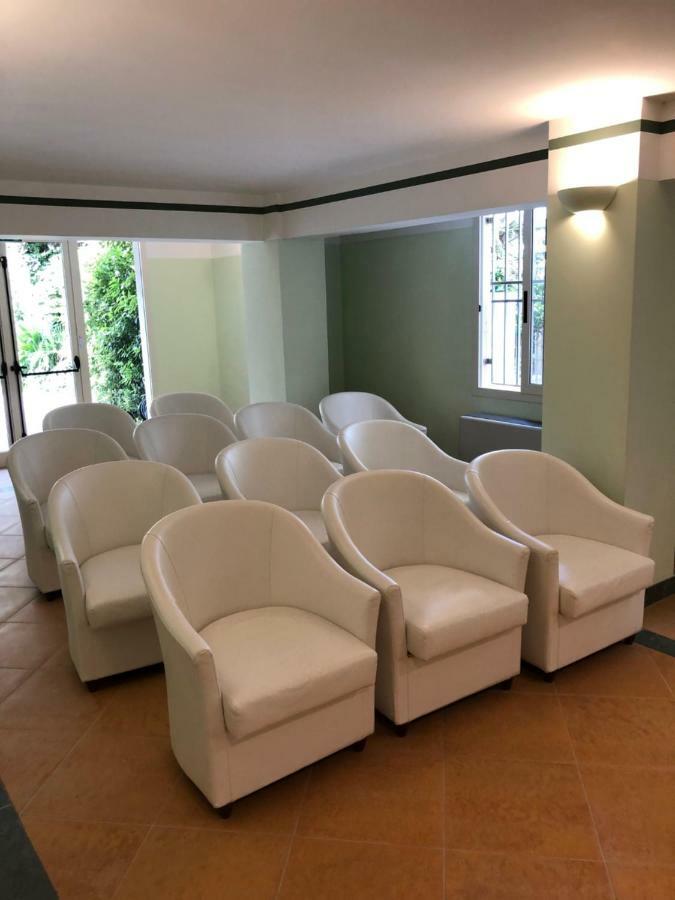 Hotel La Rosa กัตตอลิกา ภายนอก รูปภาพ